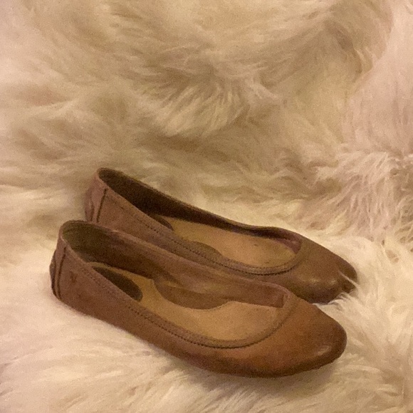 FRYE Women's Brown Ballet Flats - Picture 1 of 4